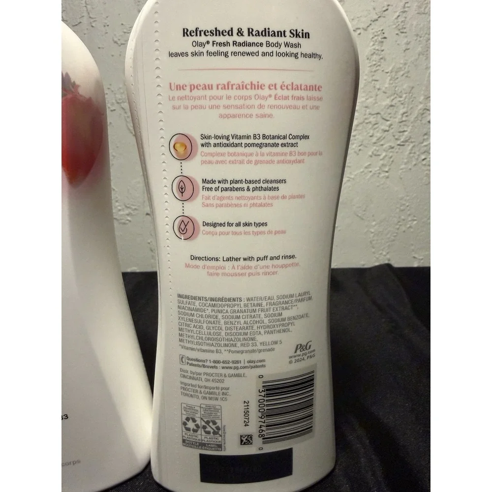 (Pack of 2) OLAY Fresh Radiance Body Wash, 22 fl oz Strawberry Mint